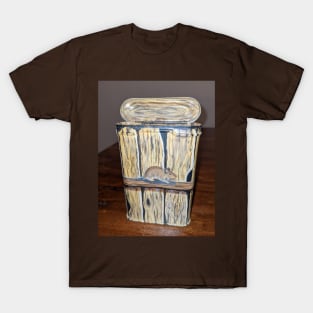 Mouse on a tobacco can T-Shirt